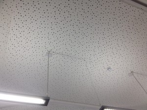 With performance levels up to Class A sound absorption and up to 30 minutes fire resistance, our ceilings meet the demands of BB93, national Building Regulations Approved Document E, HBN 00-10 and HTM 08-01, making them ideal for schools, high-rise multi-occupancy buildings, healthcare buildings, as well as offices and retail premises